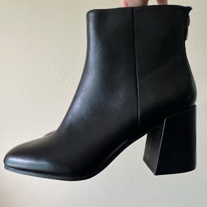 Black Chelsea boots